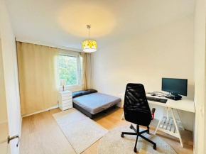 Relax Convenient Transit Stays -shared apartment
